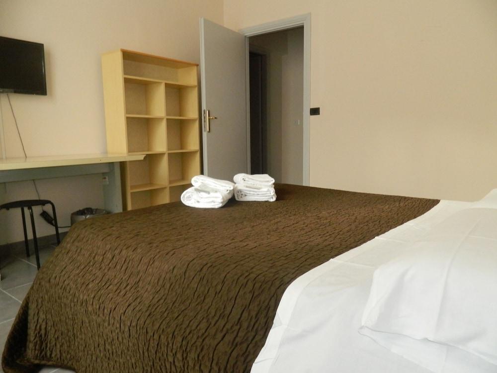 Hotel Ciao *