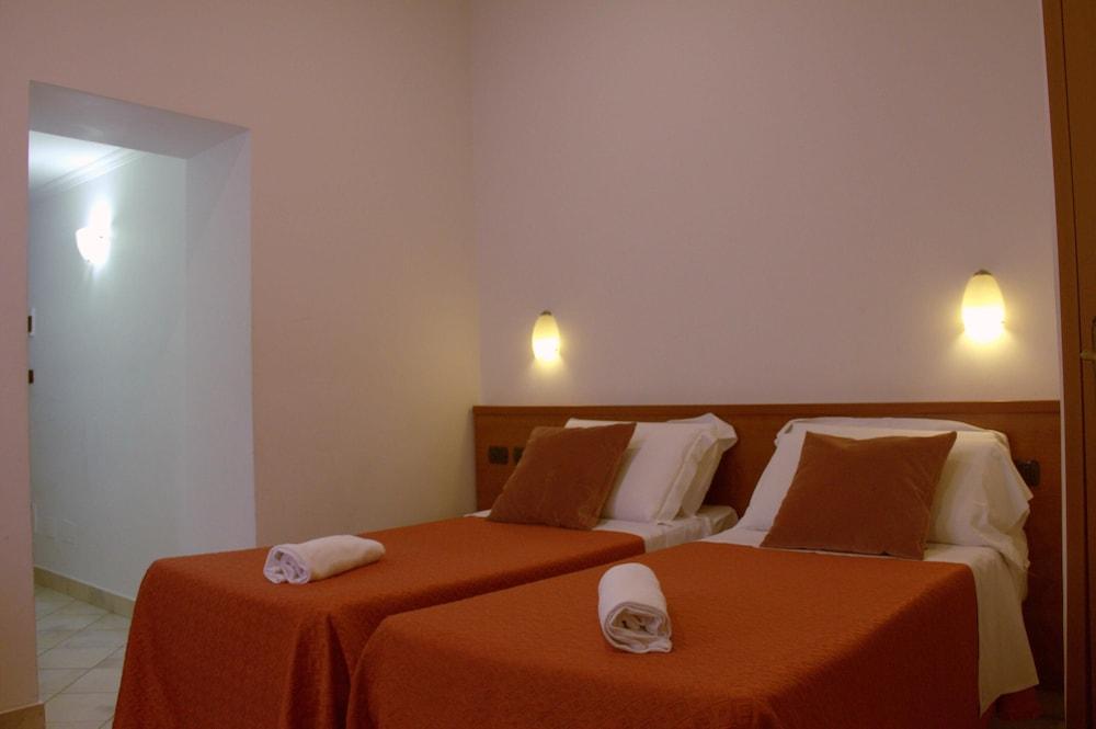 Hotel Ciao *