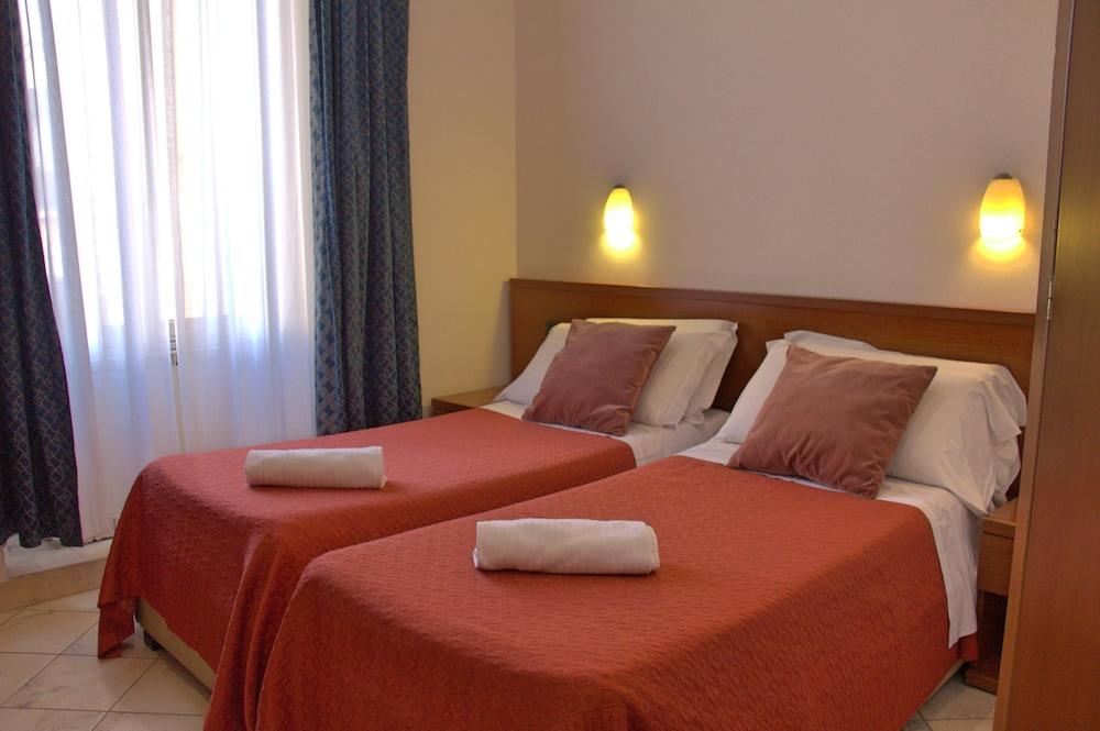 Ciao Hotel